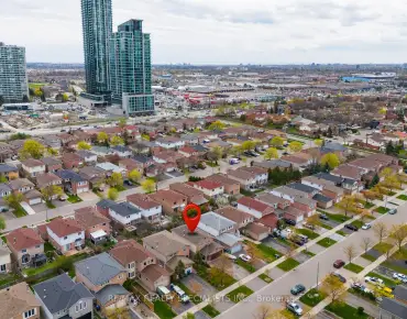 
4711 Centretown Way Hurontario, Mississauga 3 beds 4 baths 1 garage $849.999K