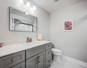 
Veroli  Lorne Park, Mississauga 3 beds 4 baths 2 garage $2.169M