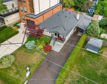 
2918 Westbury Crt Central Erin Mills, Mississauga 3 beds 3 baths 1 garage $989K