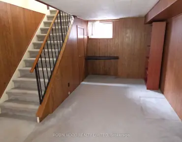 
27 Strathgowan Cres <a href='https://luckyalan.com/community.php?community=Toronto:Lawrence Park South'>Lawrence Park South, Toronto</a> 4 beds 5 baths 2 garage $4.099M
