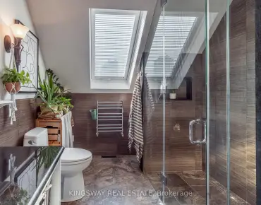 
51 Burnt Bark Dr Steeles, Toronto 3 beds 4 baths 2 garage $1.223M