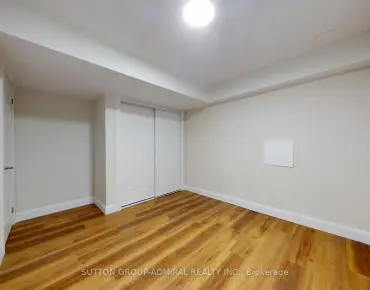 
49 Tisdale Ave <a href='https://luckyalan.com/community.php?community=Toronto:Victoria Village'>Victoria Village, Toronto</a> 5 beds 2 baths  garage $819K