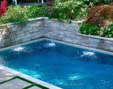 1285 Mineola Gdns Mineola, Mississauga 4 beds 5 baths 2 garage $3.999M