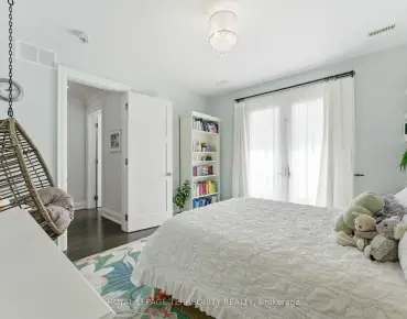 
98 Poyntz Ave <a href='https://luckyalan.com/community.php?community=Toronto:Lansing-Westgate'>Lansing-Westgate, Toronto</a> 3 beds 5 baths 1 garage $1.999M