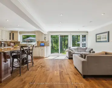 
4322 Waterford Cres Hurontario, Mississauga 4 beds 4 baths 2 garage $1.5M