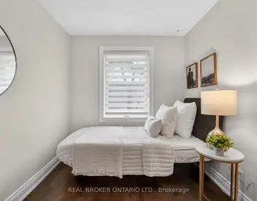 
Otterby  Applewood, Mississauga 4 beds 3 baths 1 garage $1.2M