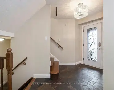 
6522 EDENWOOD Dr Meadowvale, Mississauga 3 beds 4 baths 2 garage $949.9K