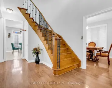 3268 MAINSAIL Cres Erin Mills, Mississauga 3 beds 2 baths 2 garage $1.149M