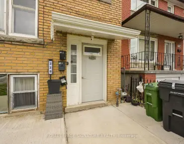 2 Chelway Rd Woburn, Toronto 4 beds 4 baths 1 garage $1.229M