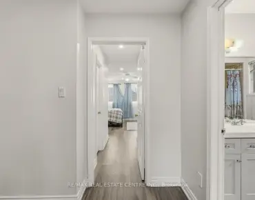 5013 Northern Lights Circ Hurontario, Mississauga 3 beds 4 baths 1 garage $699.9K