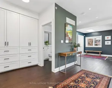 7 Ridgewood Rd <a href='https://luckyalan.com/community_CN.php?community=Toronto:Forest Hill South'>Forest Hill South, Toronto</a> 4 beds 6 baths 1 garage $5.9M