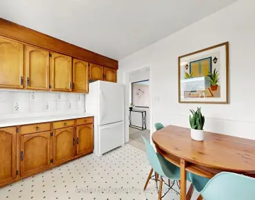 72 Frost St Rexdale-Kipling, Toronto 3 beds 1 baths 1 garage $869.5K