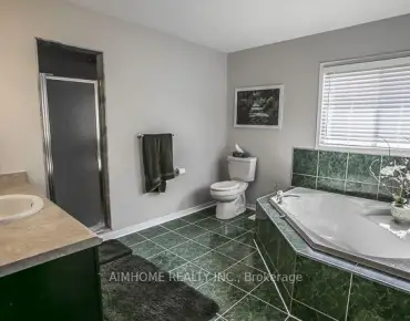
Commonwealth  Fairview, Mississauga 4 beds 4 baths 2 garage $1.468M