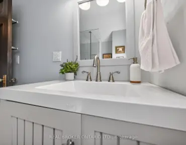 
7 Kenneth Wood Cres <a href='https://luckyalan.com/community.php?community=Toronto:Newtonbrook East'>Newtonbrook East, Toronto</a> 4 beds 3 baths 2 garage $1.325M