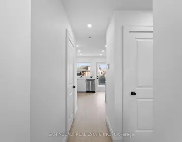 2 Chelway Rd Woburn, Toronto 4 beds 4 baths 1 garage $1.229M