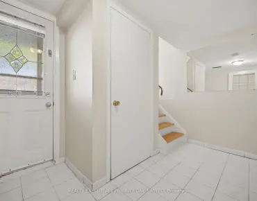 
14 Cadmus Rd <a href='https://luckyalan.com/community.php?community=Toronto:Newtonbrook East'>Newtonbrook East, Toronto</a> 5 beds 5 baths 2 garage $2.388M