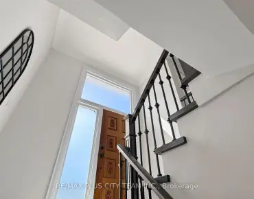 140 Chelmsford Ave <a href='https://luckyalan.com/community.php?community=Toronto:Newtonbrook West'>Newtonbrook West, Toronto</a> 3 beds 3 baths 1 garage $839K