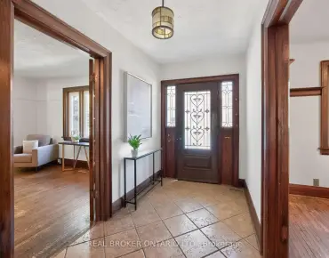 
55 Third St New Toronto, Toronto 3 beds 2 baths 1 garage $1.35M