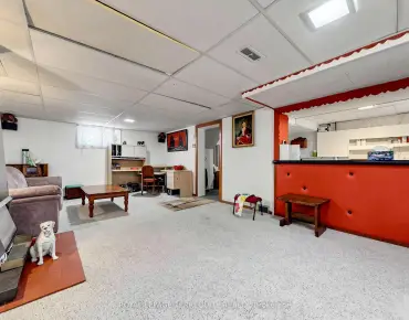 
11 Foxley St Trinity-Bellwoods, Toronto 4 beds 2 baths 2 garage $1.599M