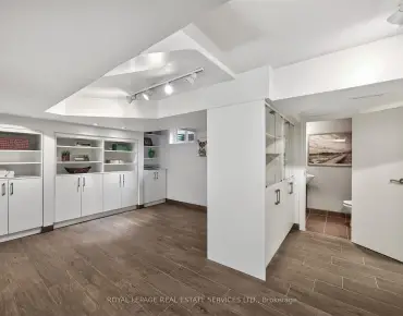 85 Clansman Blvd <a href='https://luckyalan.com/community.php?community=Toronto:Hillcrest Village'>Hillcrest Village, Toronto</a> 3 beds 2 baths 1 garage $1.398M