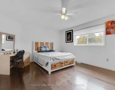 3202 Shadetree Dr Meadowvale, Mississauga 3 beds 4 baths 2 garage $1.05M