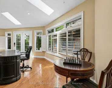 867 Melton Dr Lakeview, Mississauga 3 beds 3 baths 1 garage $925K