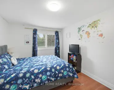 
Hillfield  Cooksville, Mississauga 4 beds 4 baths 3 garage $2.37M