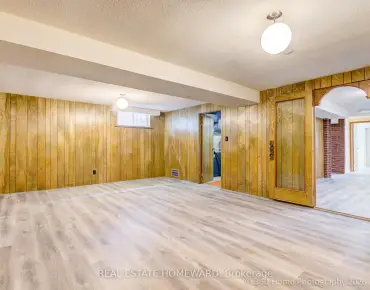 42 Annabelle Dr Mount Olive-Silverstone-Jamestown, Toronto 3 beds 2 baths 2 garage $1.1M