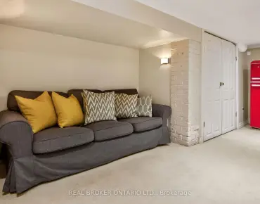 
16 Inglewood Dr <a href='https://luckyalan.com/community.php?community=Toronto:Mount Pleasant East'>Mount Pleasant East, Toronto</a> 4 beds 4 baths  garage $2.75M