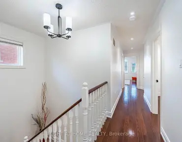 2598 Chalkwell Clse Clarkson, Mississauga 3 beds 2 baths 1 garage $1.099M