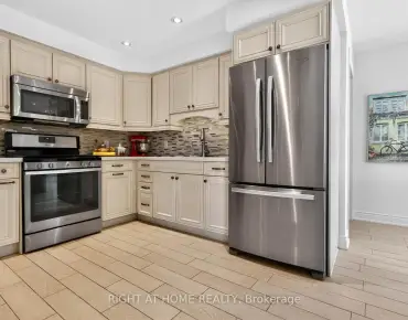 
Clevedon Dr Rathwood, Mississauga 3 beds 2 baths 1 garage $1.099M