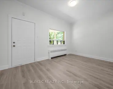 16 Chrysler Cres Wexford-Maryvale, Toronto 3 beds 3 baths 1 garage $799K