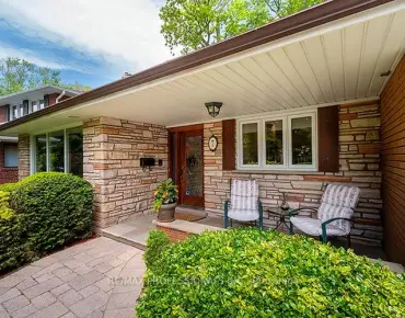 1 Dundee Dr York University Heights, Toronto 3 beds 2 baths 2 garage $999.9K