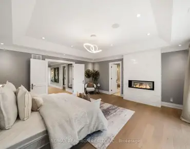 
54 Lewiston Rd Dorset Park, Toronto 3 beds 1 baths  garage $749K