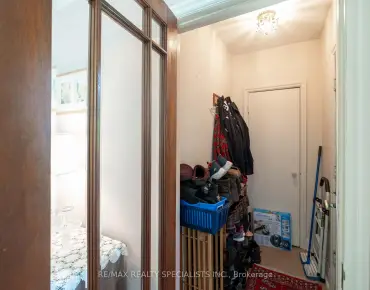 683 Canyon St Lorne Park, Mississauga 4 beds 5 baths 2 garage $2.75M
