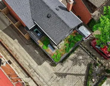 
53 St Paul St Moss Park, Toronto 3 beds 2 baths 1 garage $999.999K