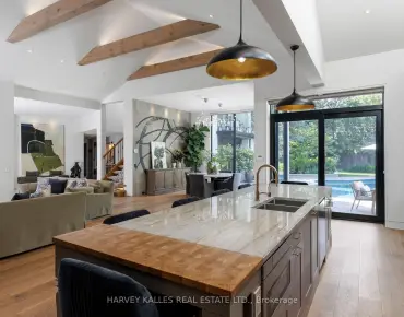18 Willowood Crt <a href='https://luckyalan.com/community_CN.php?community=Toronto:Don Valley Village'>Don Valley Village, Toronto</a> 3 beds 2 baths 1 garage $1.375M