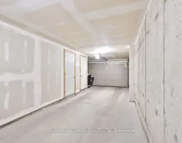 568 Cummer Ave <a href='https://luckyalan.com/community_CN.php?community=Toronto:Bayview Woods-Steeles'>Bayview Woods-Steeles, Toronto</a> 4 beds 4 baths 2 garage $1.499M