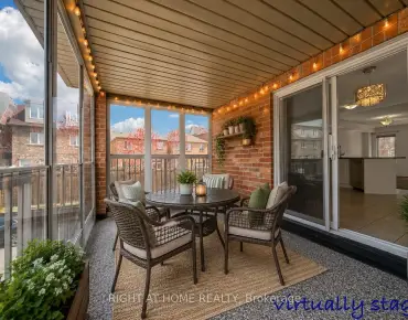 18 Dervock Cres <a href='https://luckyalan.com/community.php?community=Toronto:Bayview Village'>Bayview Village, Toronto</a> 3 beds 4 baths 1 garage $1.579M