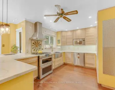 
7260 Redfox Rd Malton, Mississauga 3 beds 3 baths  garage $749.9K