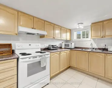 26 Parkland Rd Birchcliffe-Cliffside, Toronto 3 beds 2 baths 1 garage $1.395M