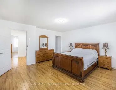 5481 Middleport Cres Hurontario, Mississauga 5 beds 4 baths 2 garage $1.699M
