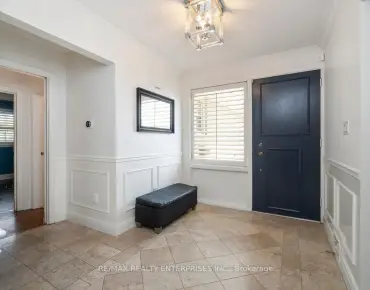 46 Gaslight Cres Highland Creek, Toronto 4 beds 3 baths 2 garage $999.9K