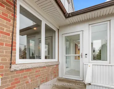 389 Hounslow Ave <a href='https://luckyalan.com/community.php?community=Toronto:Willowdale West'>Willowdale West, Toronto</a> beds baths garage $1.349M