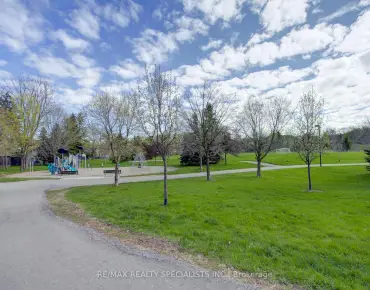 6960 Historic Trl Meadowvale Village, Mississauga 4 beds 4 baths 2 garage $1.33M