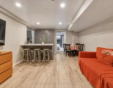
35 Somerdale Sq Guildwood, Toronto 3 beds 3 baths 2 garage $1.205M
