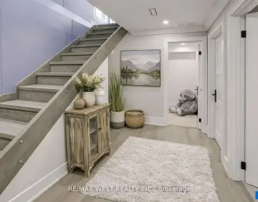 622 The Queensway N/A Stonegate-Queensway, Toronto 4 beds 5 baths garage $1.8M