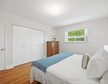 5467 Planters Wood Crt Central Erin Mills, Mississauga 4 beds 3 baths 2 garage $2.298M