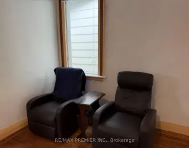 
120 Homewood Ave <a href='https://luckyalan.com/community.php?community=Toronto:Newtonbrook West'>Newtonbrook West, Toronto</a> 4 beds 6 baths 2 garage $2.99M