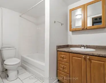 2492 Finch Ave W Humber Summit - 3 beds 3 baths 1 parking space(s) listed at $775000